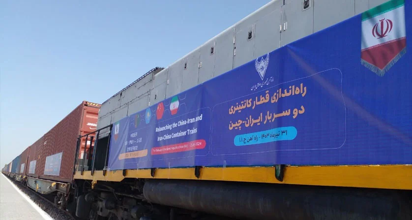 مدیرعامل راه آهن: ایران دروازه ای سریع و امن برای حمل بار از چین به اروپاست مدیرعامل راه آهن: ایران دروازه ای سریع و امن برای حمل بار از چین به اروپاست